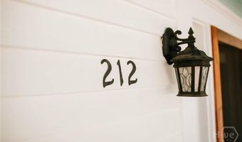 212 Yancey Rd, Arnoldsville, GA 30619