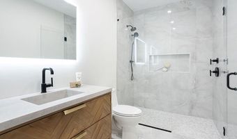 84 Coggeshall Ave, Newport, RI 02840