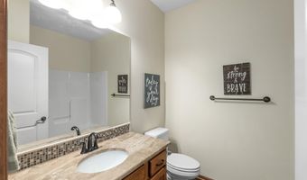 812 N Fairoaks Pl, Andover, KS 67002