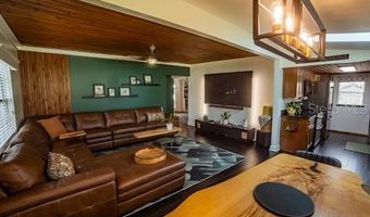 121 CLAYTON Rd, Auburndale, FL 33823