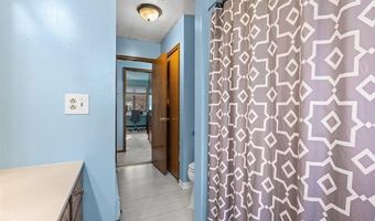 5122 Elizabeth Ln, Almont, MI 48003