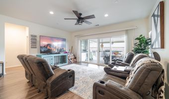 411 Calabrese St, Fallbrook, CA 92028