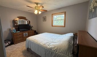 48 Elm, Babbitt, MN 55706