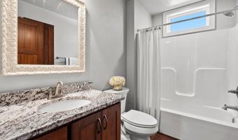 4996 BOXWOOD Ln, Appleton, WI 54913