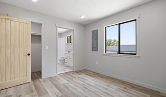 805 Ward St, Ava, MO 65608