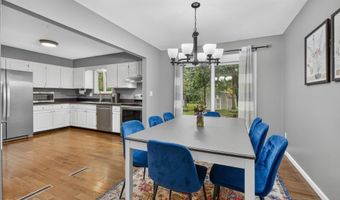 2731 Valley Dr, Ann Arbor, MI 48103