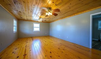 3 Doss Ln, Batesville, AR 72501