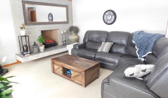 251 Habant Dr, Amherst, OH 44001