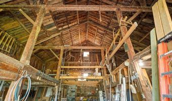 2 West Rd, Abbot, ME 04406