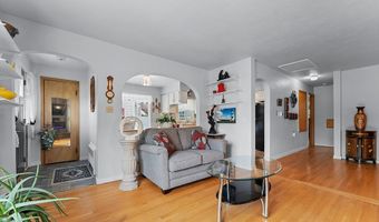 120 Vernon St, Algoma, WI 54201