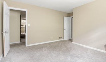 6735 Marlborough Cir S, Atlanta, GA 30349