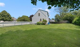 208 W View Rd, Middletown, RI 02842