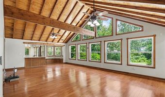 322 Riverfront Rd, Atchison, KS 66002