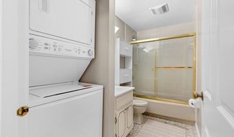 9 Pleasant Park Ave 2I, Barnstable, MA 02601