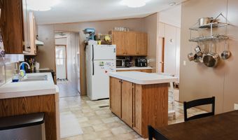 21228 Lawrence 2230, Aurora, MO 65605