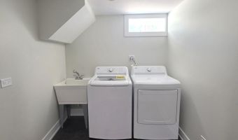 316 N Reuter Dr, Arlington Heights, IL 60005