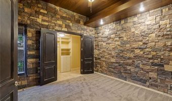 33 Promontory Ridge Dr, Las Vegas, NV 89135