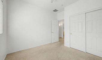 896 E LA COSTA Pl, Chandler, AZ 85249