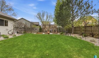 1609 S Locust Ave, Brandon, SD 57005