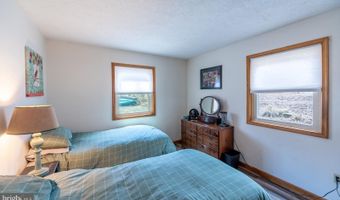 354 KILMER Trl, Albrightsville, PA 18210