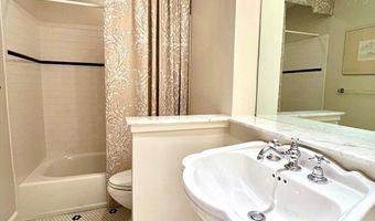 412 Beacon 6, Boston, MA 02115