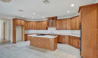140 NE 7th St, Belle Glade, FL 33430