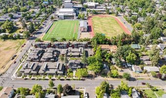 1040 E Main St, Ashland, OR 97520