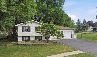 6541 134th St W, Apple Valley, MN 55124
