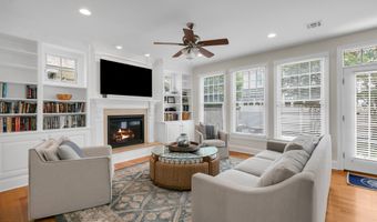 571 Main Ave, Bay Head, NJ 08742