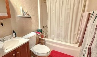 205 S Traster St, Altamont, KS 67330