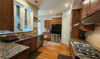 10924 Waters Rd, Alpharetta, GA 30022