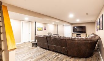 2303 9th Ave SW, Austin, MN 55912