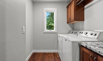 4996 BOXWOOD Ln, Appleton, WI 54913