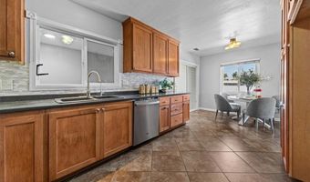 1330 Bush St, Oceanside, CA 92058