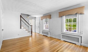 39 Chester St, Arlington, MA 02476