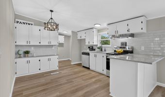 8020 S Prairie Hill St, Alvarado, TX 76009