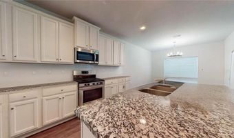 10 Castlemoor Loop, Adairsville, GA 30103