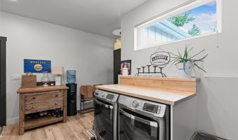 14833 Sunburst Dr, Bigfork, MT 59911