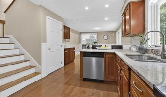10 Mountain Rd, Brookline, NH 03033