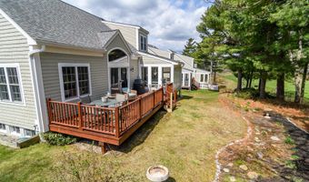12 Sea Knoll Ct 12, Bourne, MA 02532