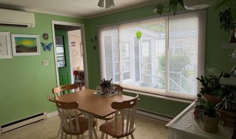 6 G St, Bangor, ME 04401