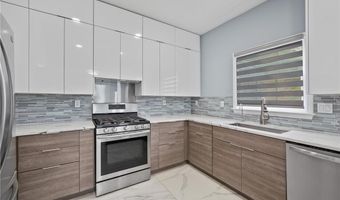 4505 Lakefield Bnd, Berkeley Lake, GA 30096