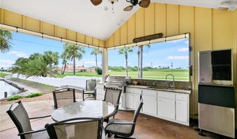 100 Dolphin Ct, Aransas Pass, TX 78336