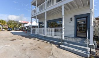 51 Market St A, Apalachicola, FL 32320