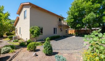 2465 40TH Ave, Albany, OR 97322
