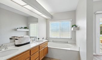 1833 Sunbury St, Escondido, CA 92026