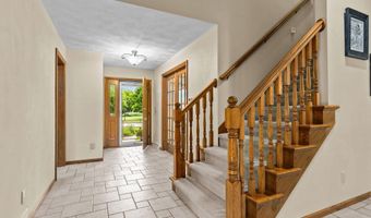 301 E WAYFARER Ln, Appleton, WI 54913