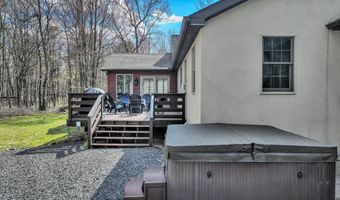 42 Ottomanelli Dr, Albrightsville, PA 18210