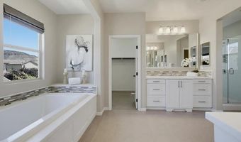 21840 Deer Grass Dr, Escondido, CA 92029