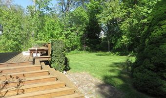 399 Mowetza Dr, Ashland, OR 97520